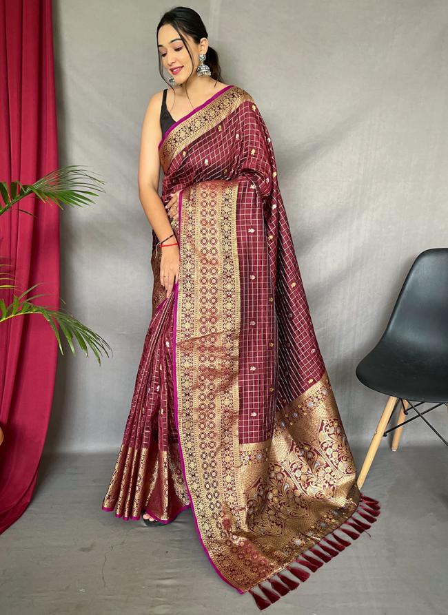 Kanjivaram Silk Maroon Party Wear Weaving Saree